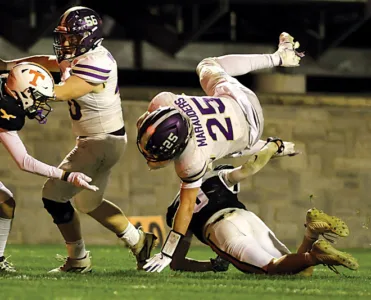 Bishop Guilfoyle dominates Tyrone Golden Eagles